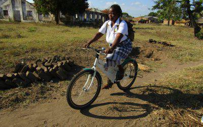 Mozambikes: l'assistenza domiciliare in bicicletta in un video