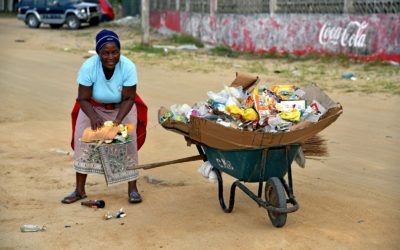 Rifiuti, una emergenza internazionale – una mostra sul lavoro del CAM a Beira